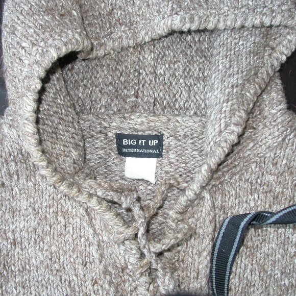 Chunky 100% Wool Hoodie - Picture 2 of 7